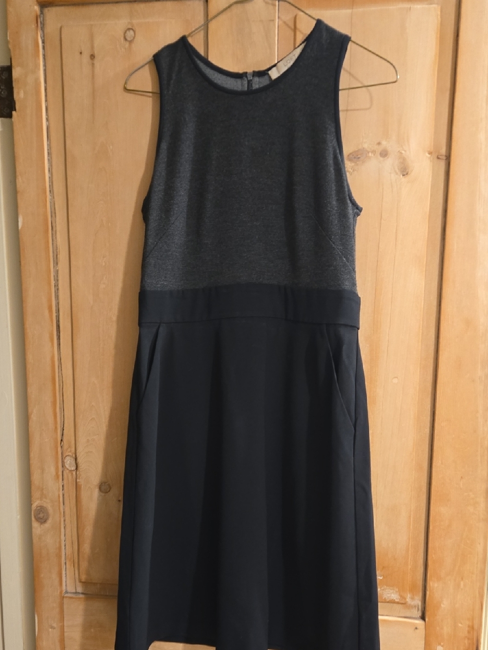 Womens Black/Gray Sleeveless Dress
